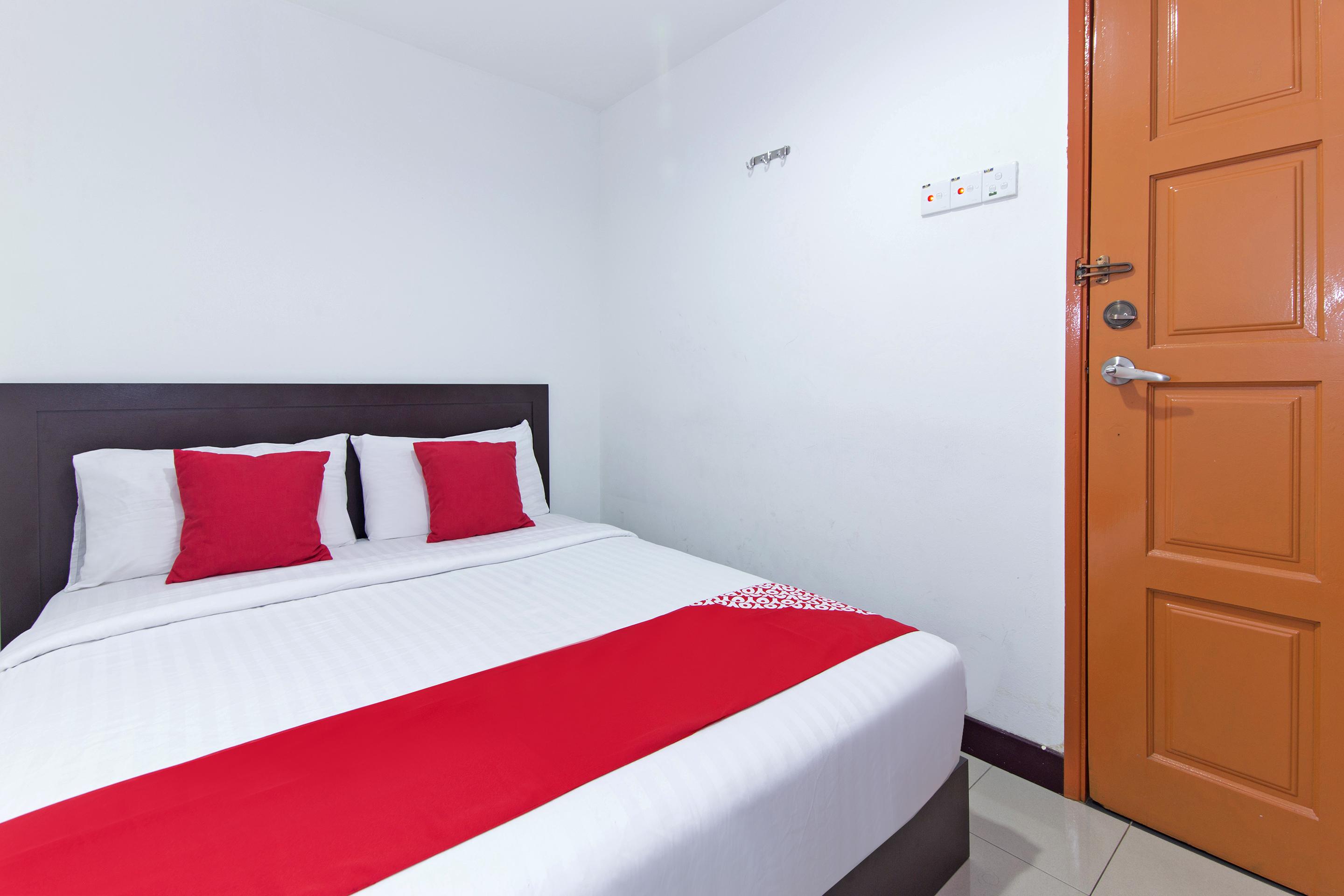 Super Oyo 321 Hotel D'Elegant Куала Лумпур Екстериор снимка