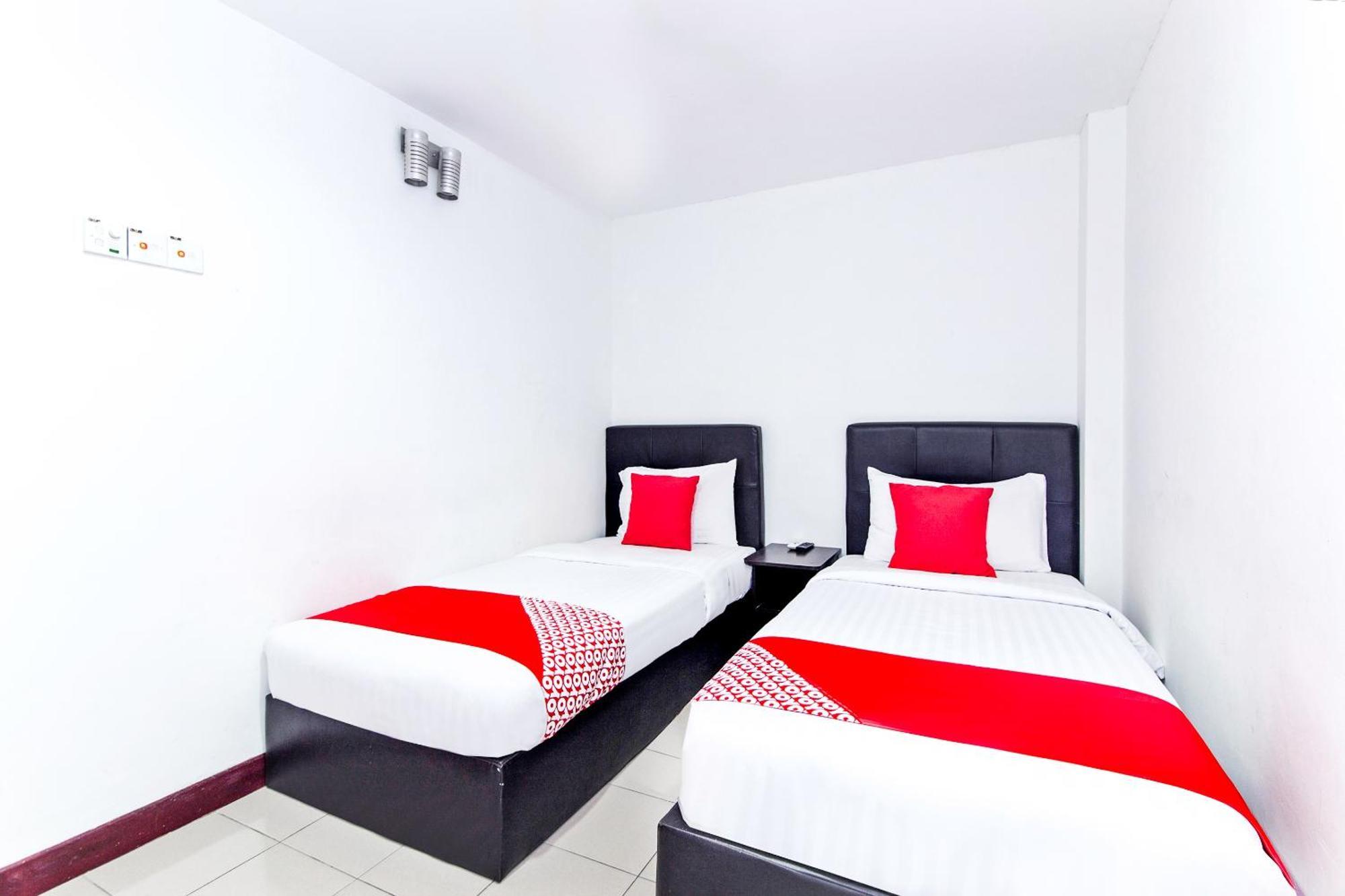 Super Oyo 321 Hotel D'Elegant Куала Лумпур Екстериор снимка
